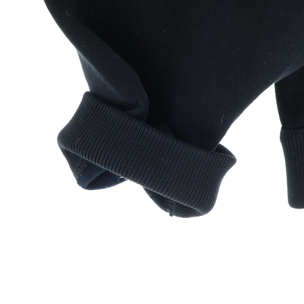 LOUIS VUITTON(ルイヴィトン) ロゴプリントスウェットパーカー RW201W TWP FIST06 ブラックロゴプリントスウェットパーカー RW201W TWP FIST06 ブラック