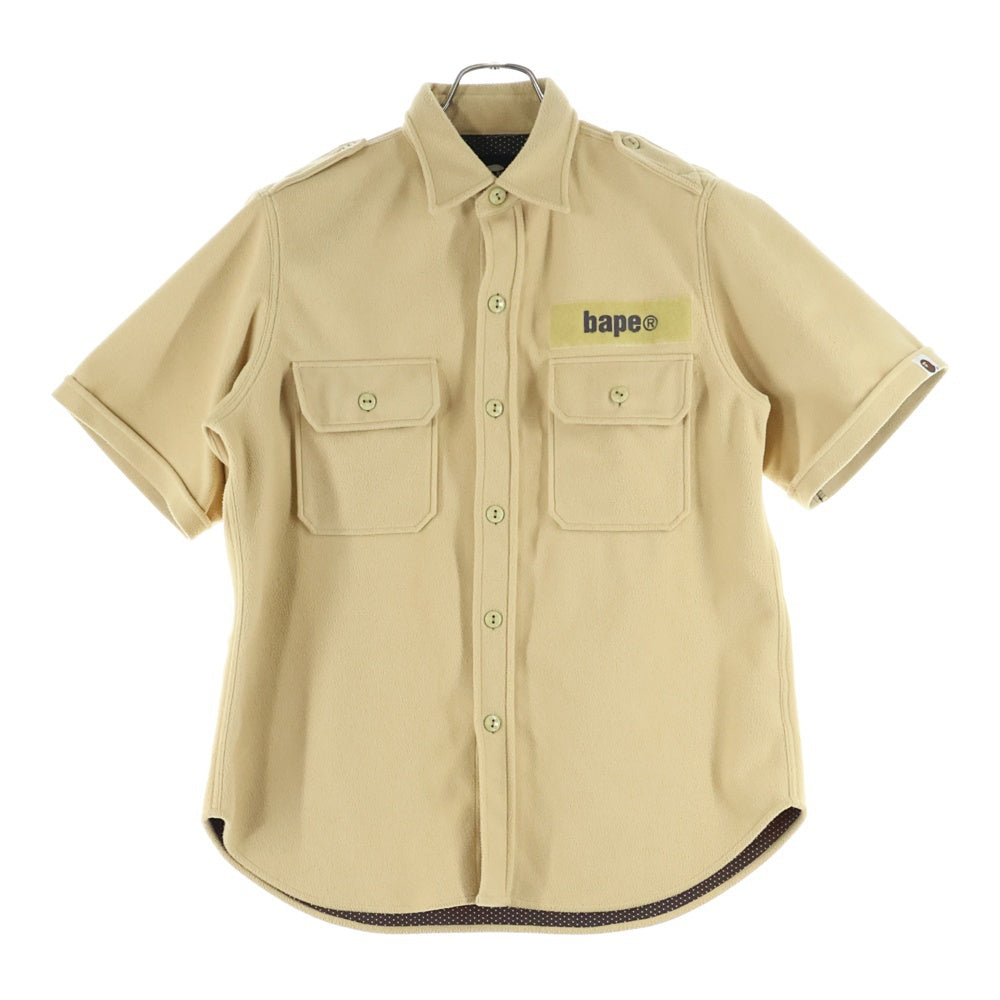 A BATHING APE(アベイシングエイプ) ロゴパッチ エポレット付き半袖シャツ ベージュ