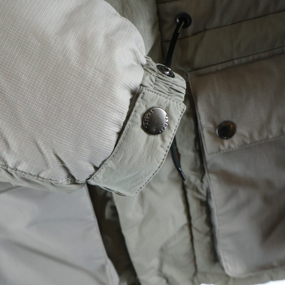 TATRAS(タトラス) アルティオ フード付きナイロンダウンジャケット ベージュ MTAT22A4836-D