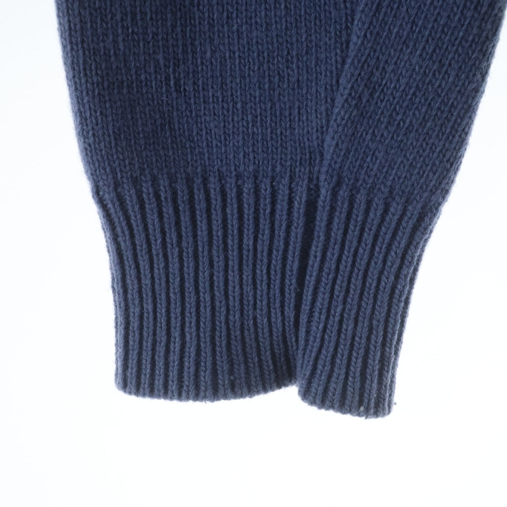 STONE ISLAND(ストーンアイランド) 24AW ロゴワッペン クルーネックセーター ニット 8115508A3 ブルー