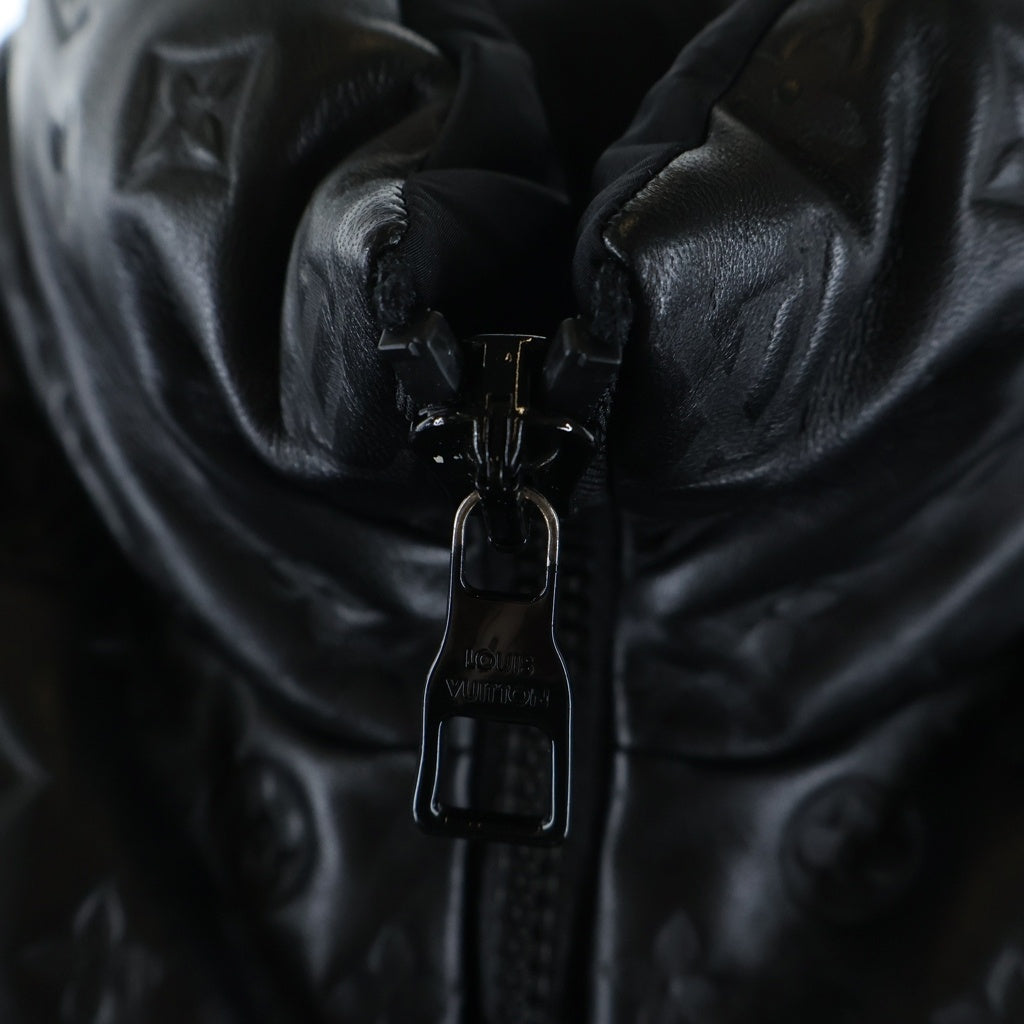 LOUIS VUITTON(ルイヴィトン) モノグラムラムレザー切り替え オーバーサイズパッファージップアップ ダウンジャケット HPB80ERSC ブラック