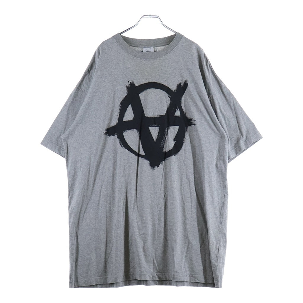 VETEMENTS(ヴェトモン) 21SS アナーキーゴシックロゴ オーバーサイズショートスリーブ 半袖Tシャツカットソー グレー UE51TR640G