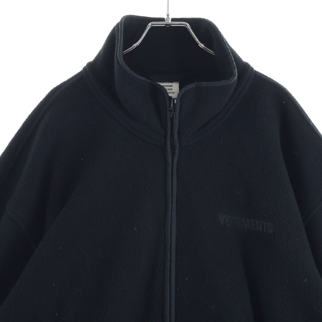 VETEMENTS(ヴェトモン) PIRATE BAY FLEECE JACKET フリースジャケット ブラック MAH20JA207
