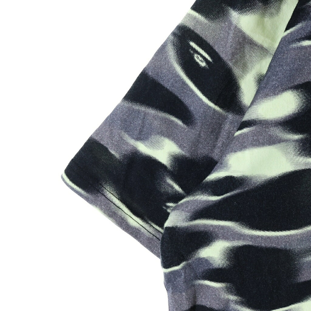 A BATHING APE(アベイシングエイプ) SCREEN CAMO STA LOGO ロゴプリント 半袖Tシャツカットソー ブラック 001CSM301304M