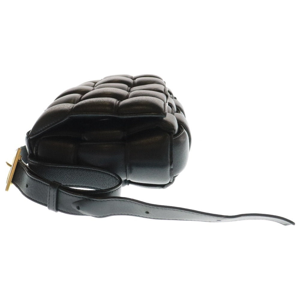 BOTTEGA VENETA(ボッテガヴェネタ) Padded Cassette 591970VCQR18425 パデッド カセット レザーショルダーバッグ ブラック