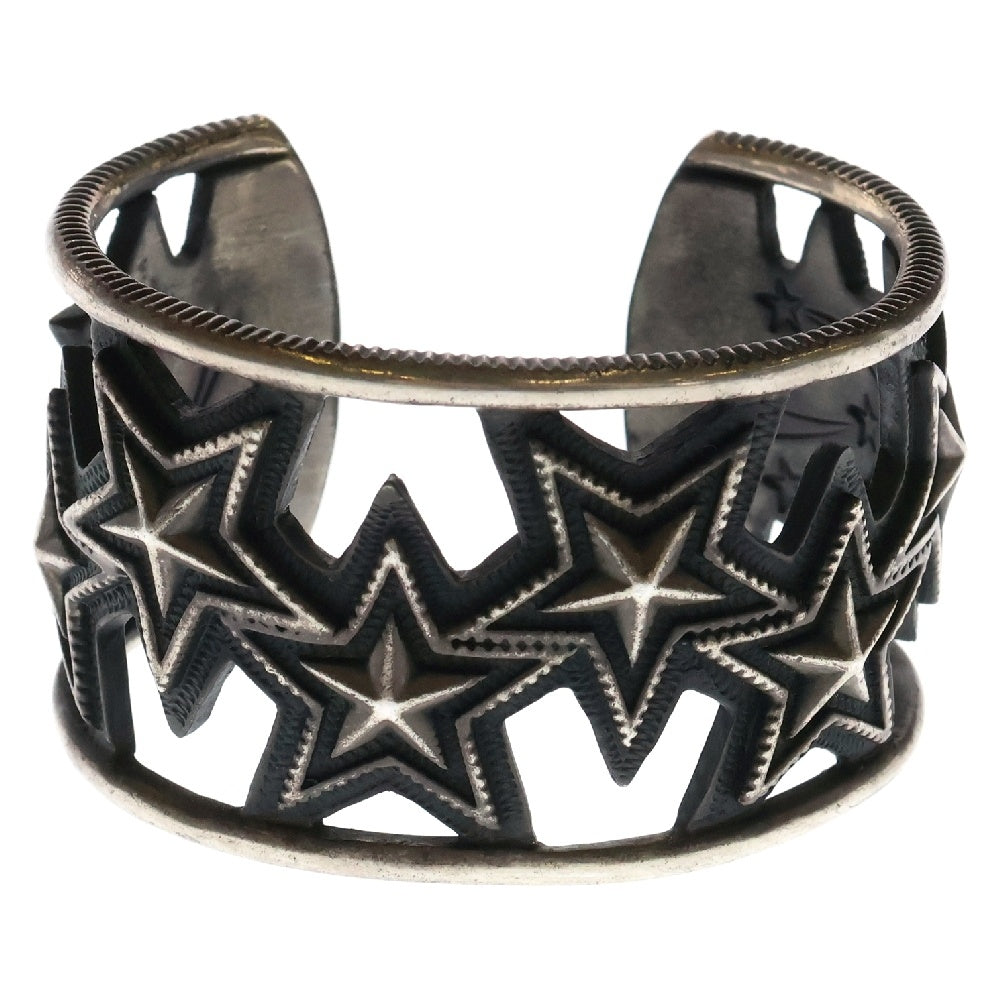 CODY SANDERSON(コディーサンダーソン) Cut Out Opposing Star Cuffs カットアウトスターカフス バングル シルバー