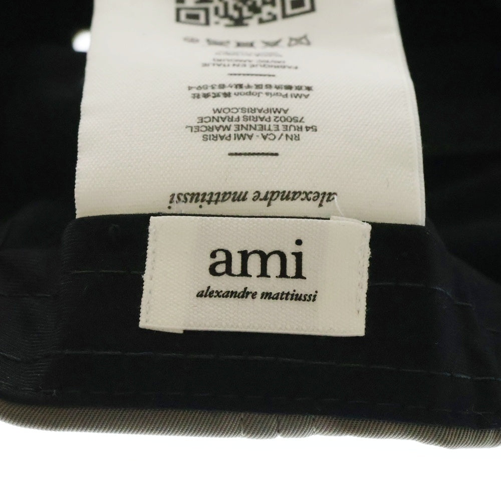 AMI Alexandre Mattiussi(アミアレクサンドルマテュッシ) ロゴ刺繍 ナイロンベースボールキャップ 帽子 UCP010.PA0007 カーキ