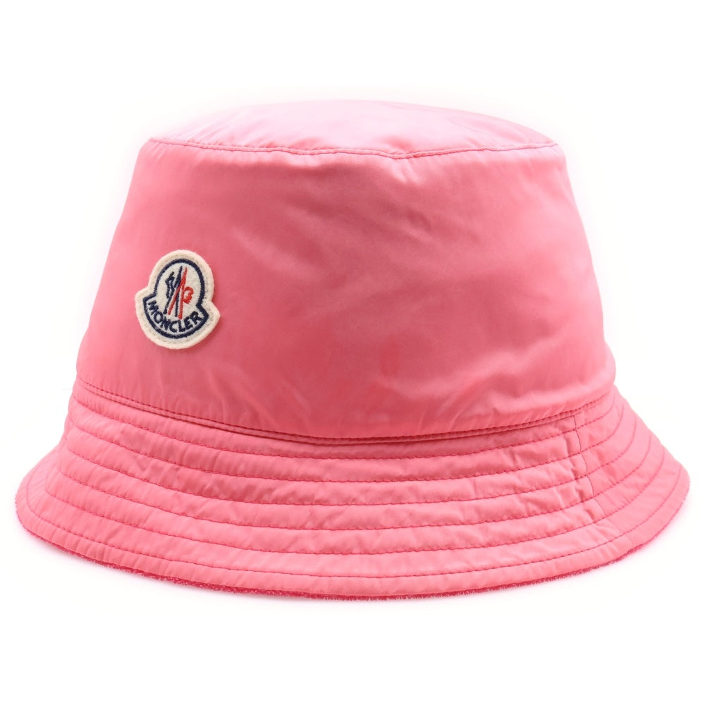 MONCLER(モンクレール) 23SS Reversible Logo Patch Bucket Hat I10933B00030596LS562 リバーシブルロゴバケットハット 帽子 ピンク