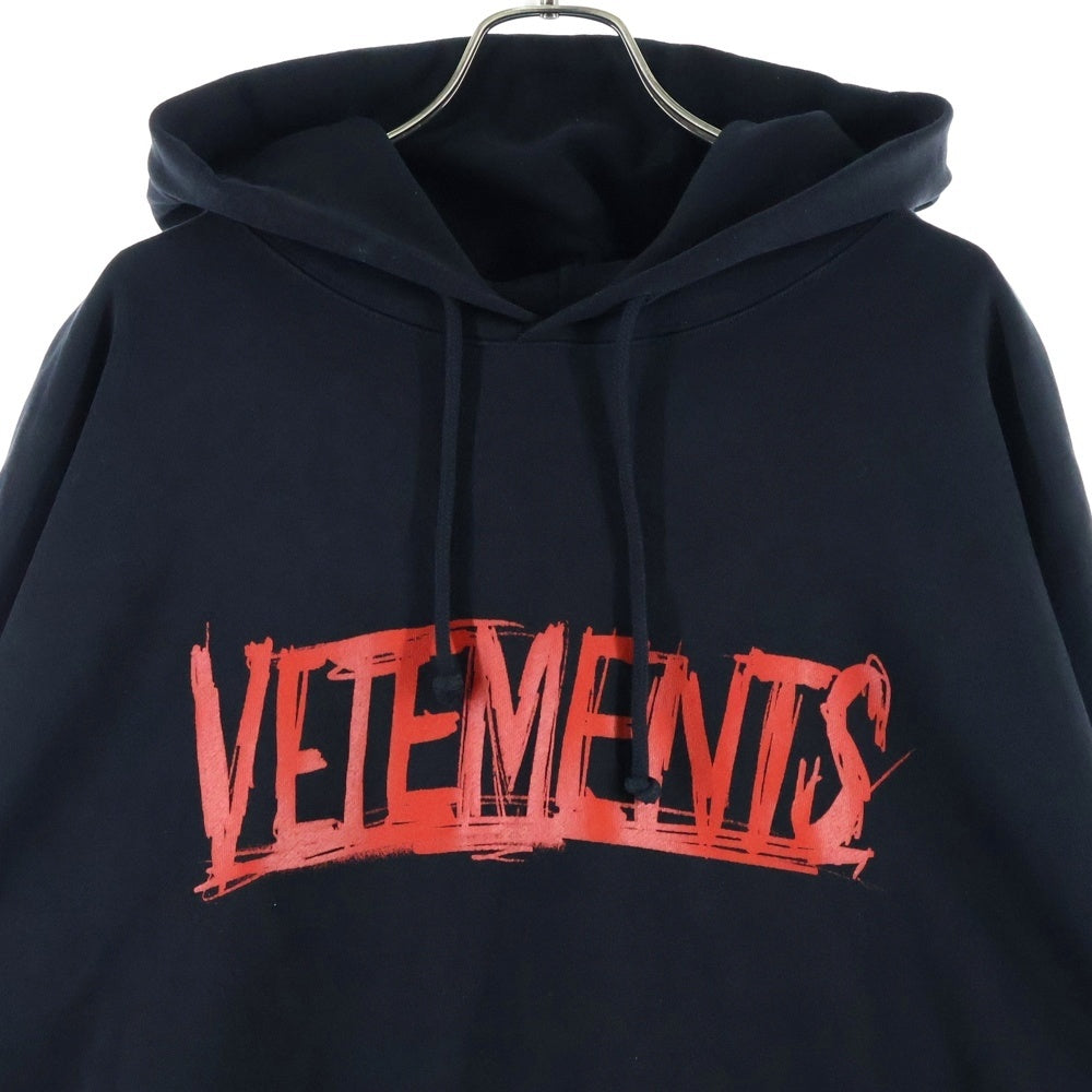 VETEMENTS(ヴェトモン) 21AW WORLD TOUR HOODIE ワールドツアー ロゴプリント プルオーバーパーカー フーディー ブラック UA52TR910R