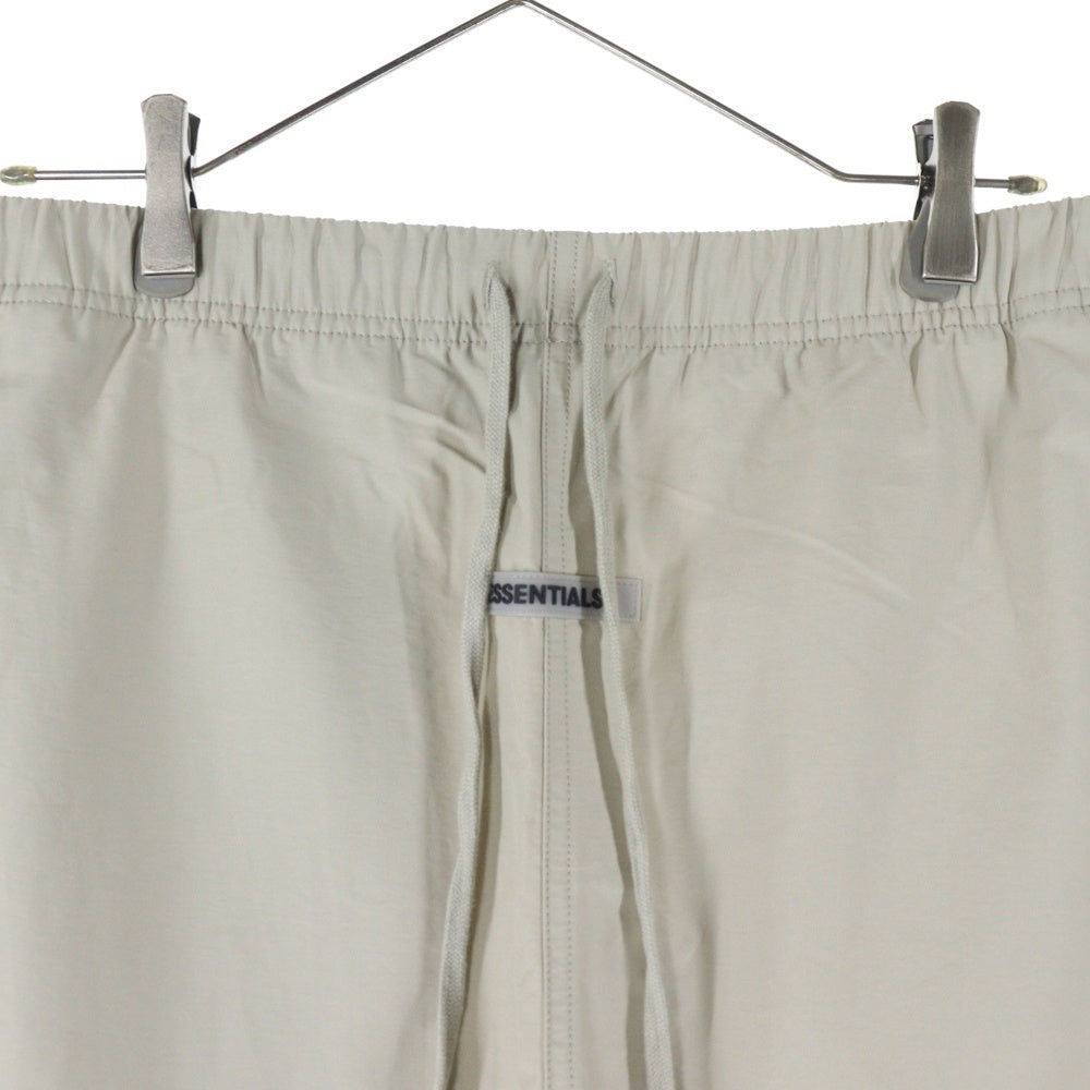 ESSENTIALS FEAR OF GOD(エッセンシャル フィアオブゴッド) NYLON TRACK PANTS ラバーロゴ ナイロントラックパンツ グレー