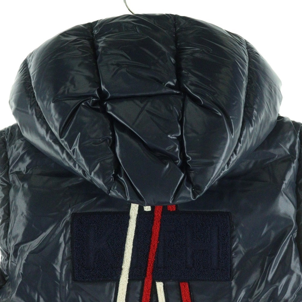 MONCLER(モンクレール) ×KITH PELAT CLASSIC BOX LOGO DOWN VEST C20964330805 ×キス クラシックボックスロゴ トリコロール ダウンベスト ホワイト/レッド/ネイビー