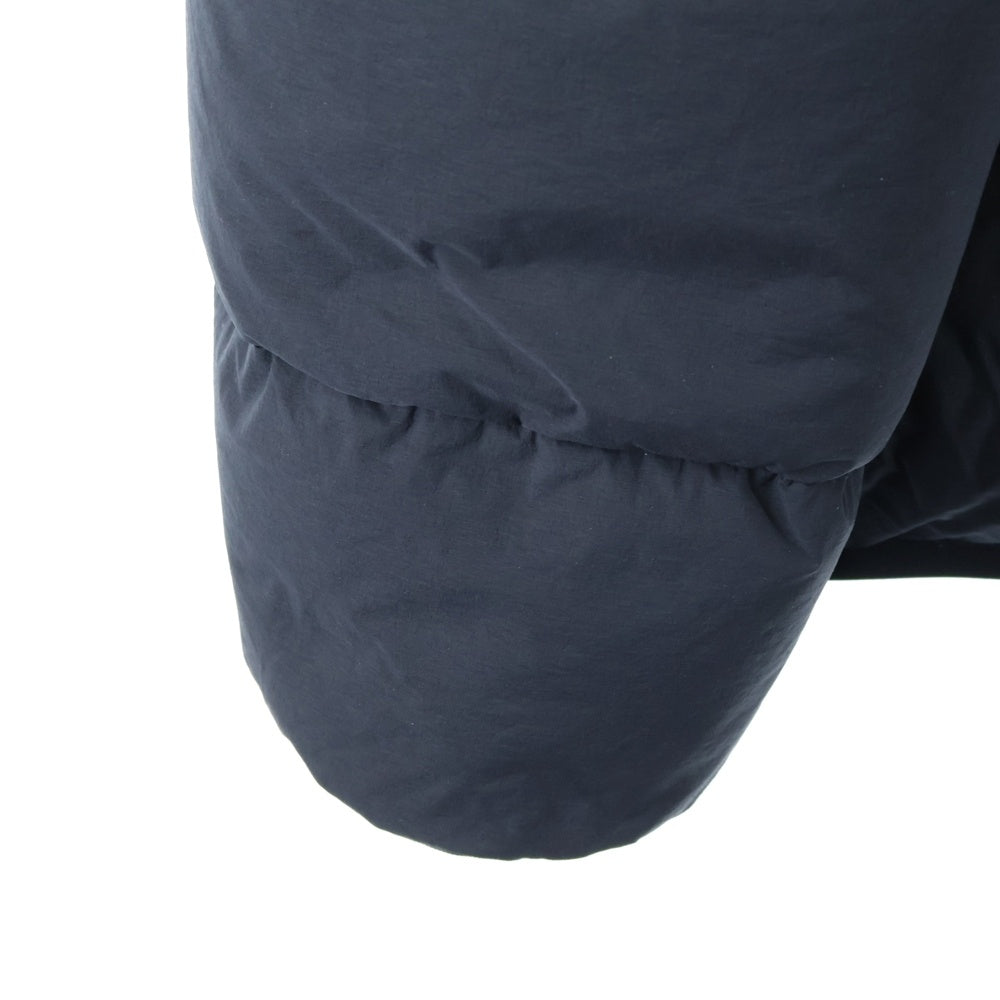 STONE ISLAND(ストーンアイランド) 24AW SEAMLESS TUNN EL NYLON DOWN 811543028 ダウンジャケット スタンドカラー ナイロン ジップアップジャケット ブラック