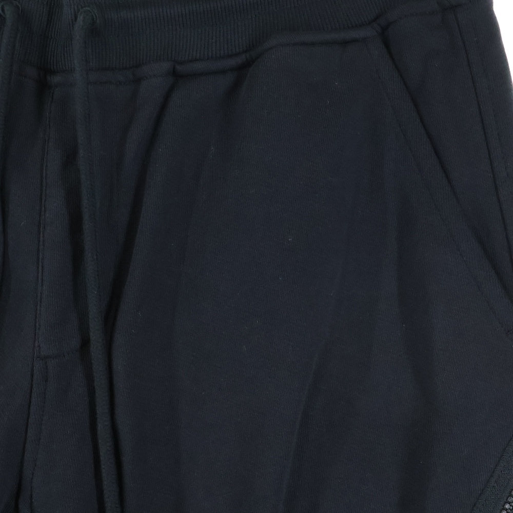 C.P. Company(シーピーカンパニー) Diagonal Fleece Lens Sweat Shorts 08CMSB177A スウェットショーツ ハーフパンツ ブラック