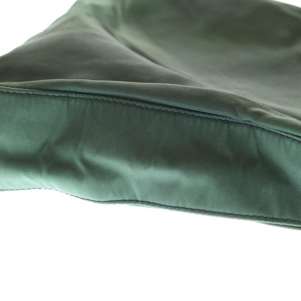 PRADA(プラダ) 三角ロゴ ナイロン アシンメトリー バッグ グリーン