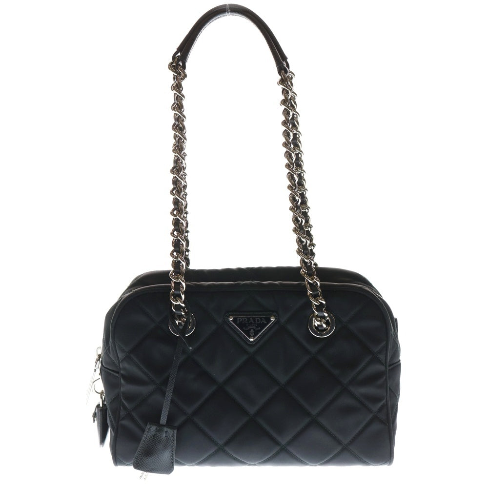 PRADA(プラダ) トライアングルロゴ ナイロン キルティング チェーン
