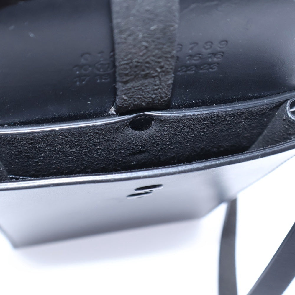 Maison Margiela 11(メゾンマルジェラ11) ストラップ付 レザーフォンポーチ ブラック S35UI0510