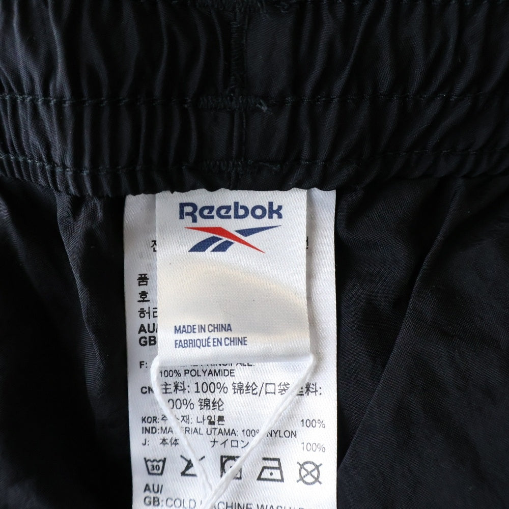 Reebok(リーボック) フロント刺繍 HE9613 ナイロンショートパンツ ブラック