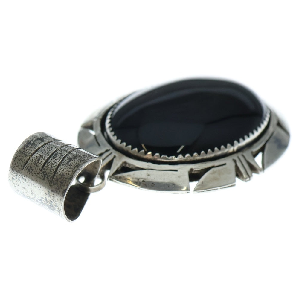 INDIAN JEWELRY(インディアンジュエリー) NAVAJO BRUCE WOOD ブルースウッド作 ナバホ オニキスオーバルペンダントトップ ブラック/シルバー