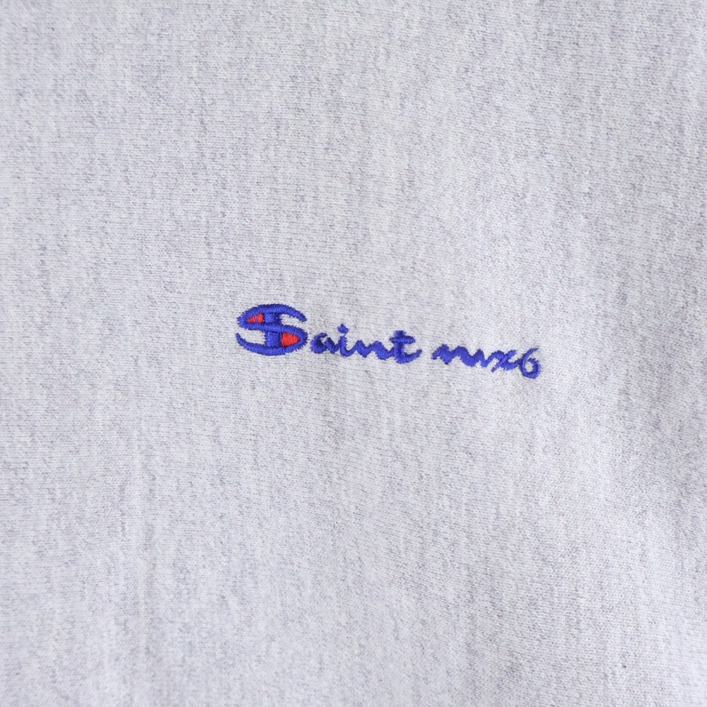 SAINT MICHAEL(セントマイケル) 23AW CRW N SWT/LOGO SM-A23-0000-026 ロゴ刺繍スウェットトレーナー グレー