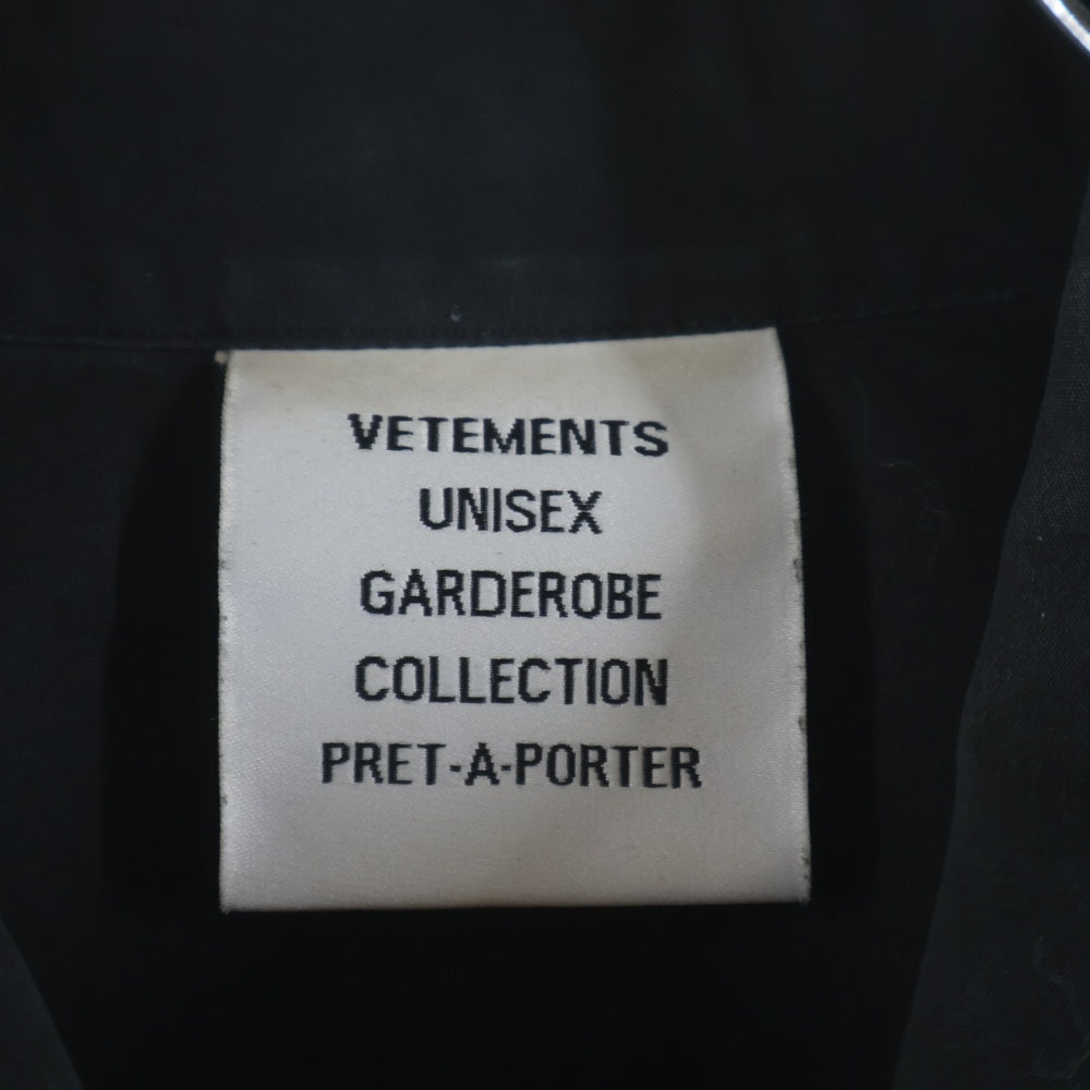 VETEMENTS(ヴェトモン) フロントロゴオーバーサイズシャツ UE51SH300B ブラック