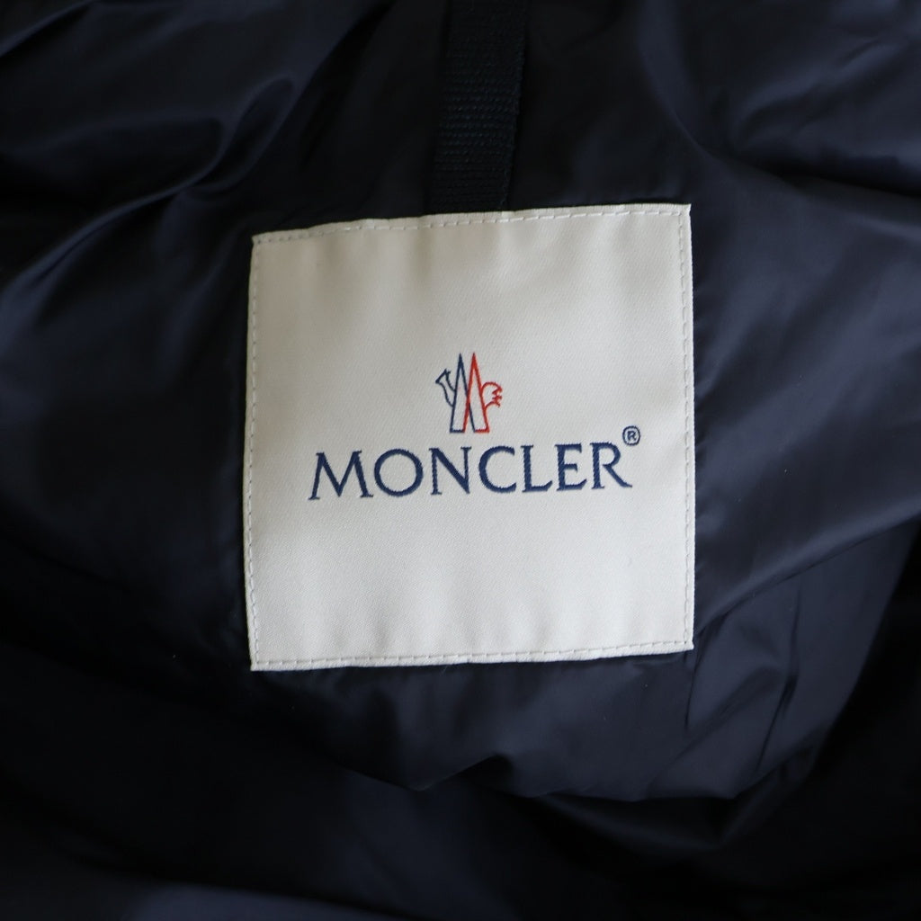 MONCLER(モンクレール) JACOB GIUBBOTTO D20914139585 53227 ロゴワッペン 切り替えダウンジャケット ネイビー