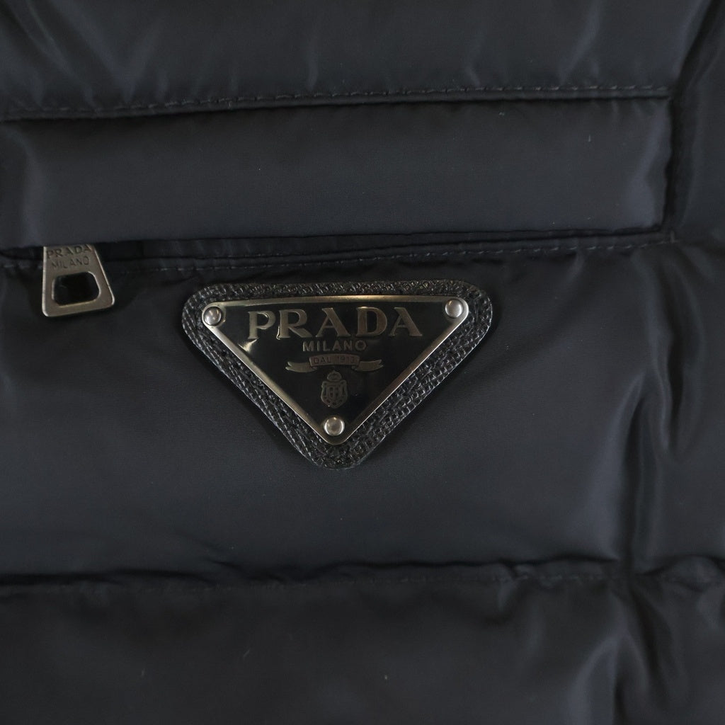 PRADA SPORT(プラダ スポーツ) トライアングルロゴプレート ダウンベスト ブラック SJM433 R131 Q86