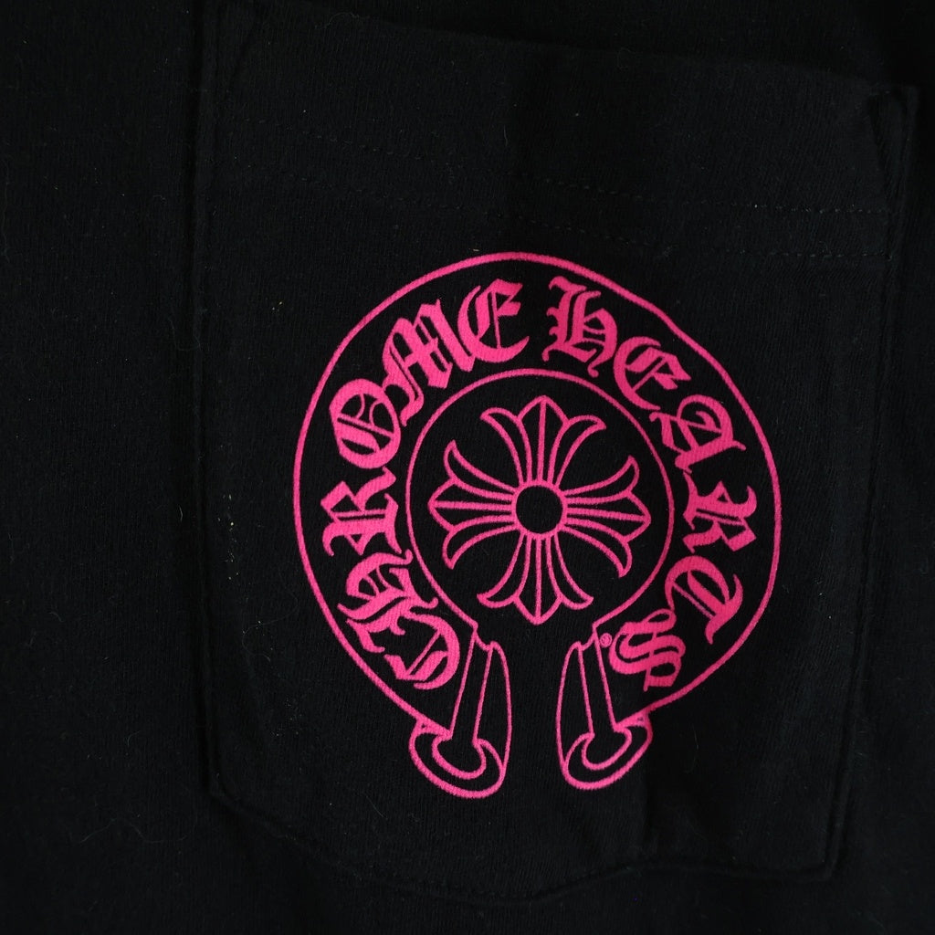 CHROME HEARTS(クロムハーツ) バックホースシュープリントTシャツ 半袖カットソー ブラック/ピンク