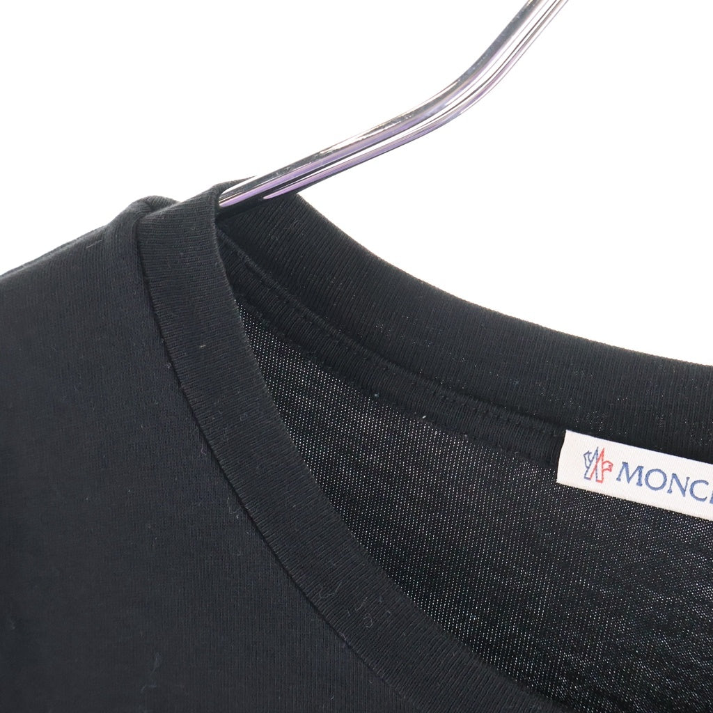 MONCLER(モンクレール) フロッキーロゴ フロントワッペン 半袖Tシャツカットソー ブラック H20918C00025