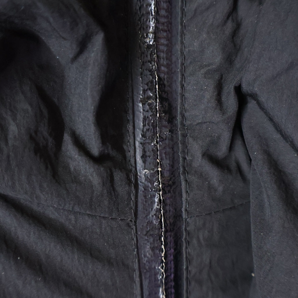 MONCLER(モンクレール) 20AW ×FRAGMENT DESIGN ジップアップマウンテンパーカー ブラック/パープル F209U1B70010