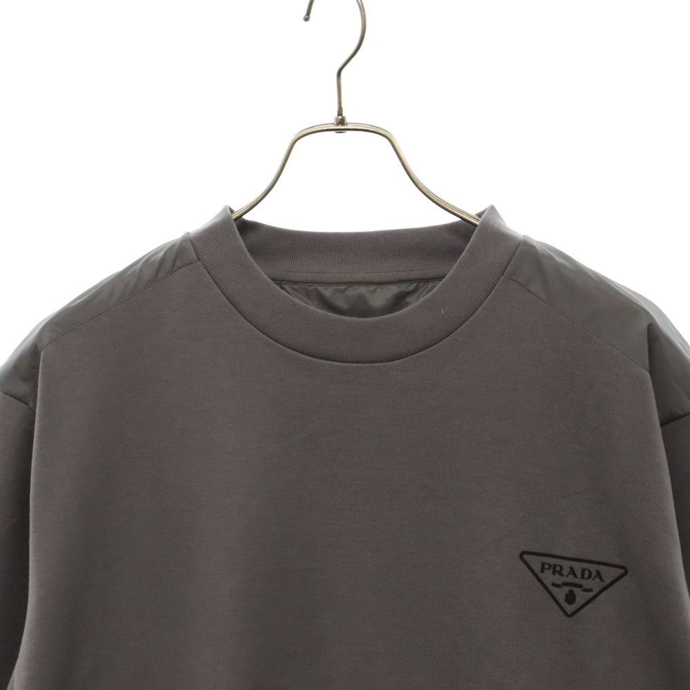 PRADA(プラダ) 24AW Triangle Logo Sweatshirts UJL21A R232 1U77 トライアングルロゴプリントクルーネックスウェットトレーナー グレー