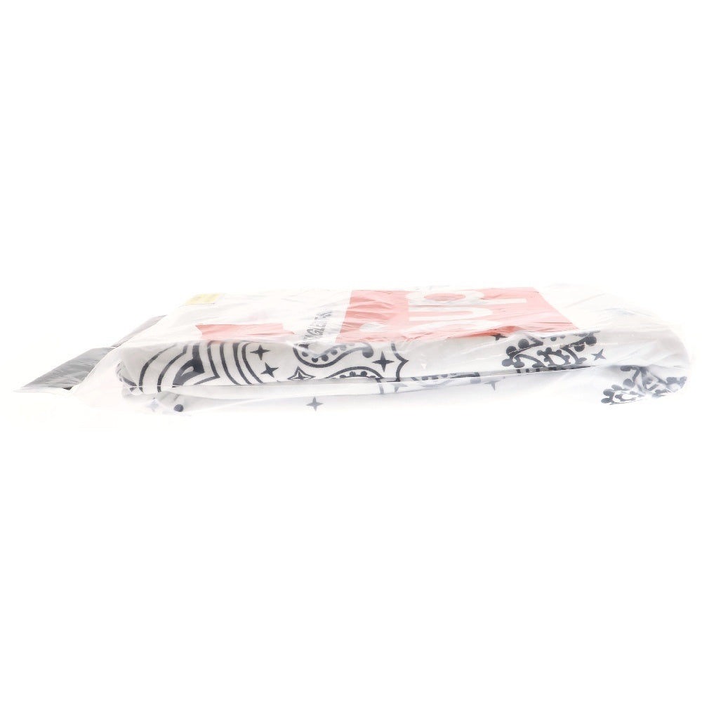 SUPREME(シュプリーム) 22AW×Hanes Bandana Tagless Tee ヘインズ バンダナ総柄プリント半袖Tシャツ 2枚セット