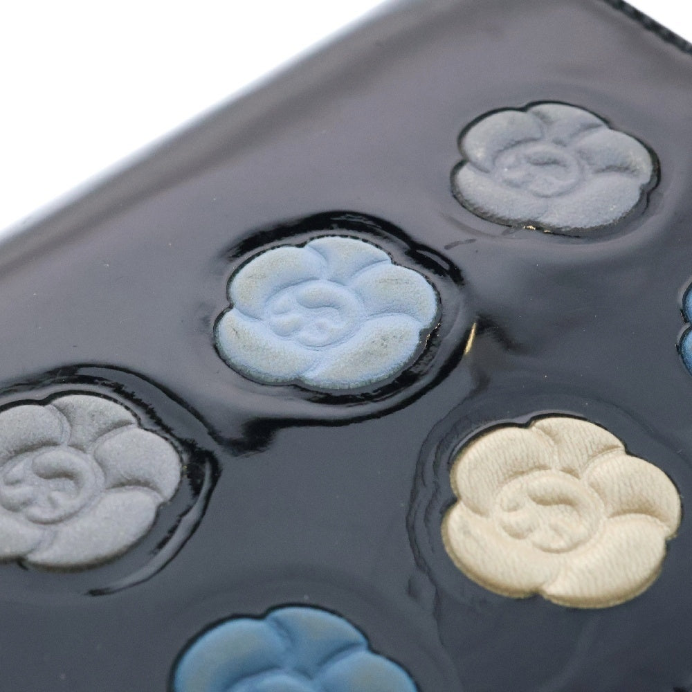 CHANEL(シャネル) ココマーク カメリアメイクアップパレットウォレット パテント長財布 ブラック