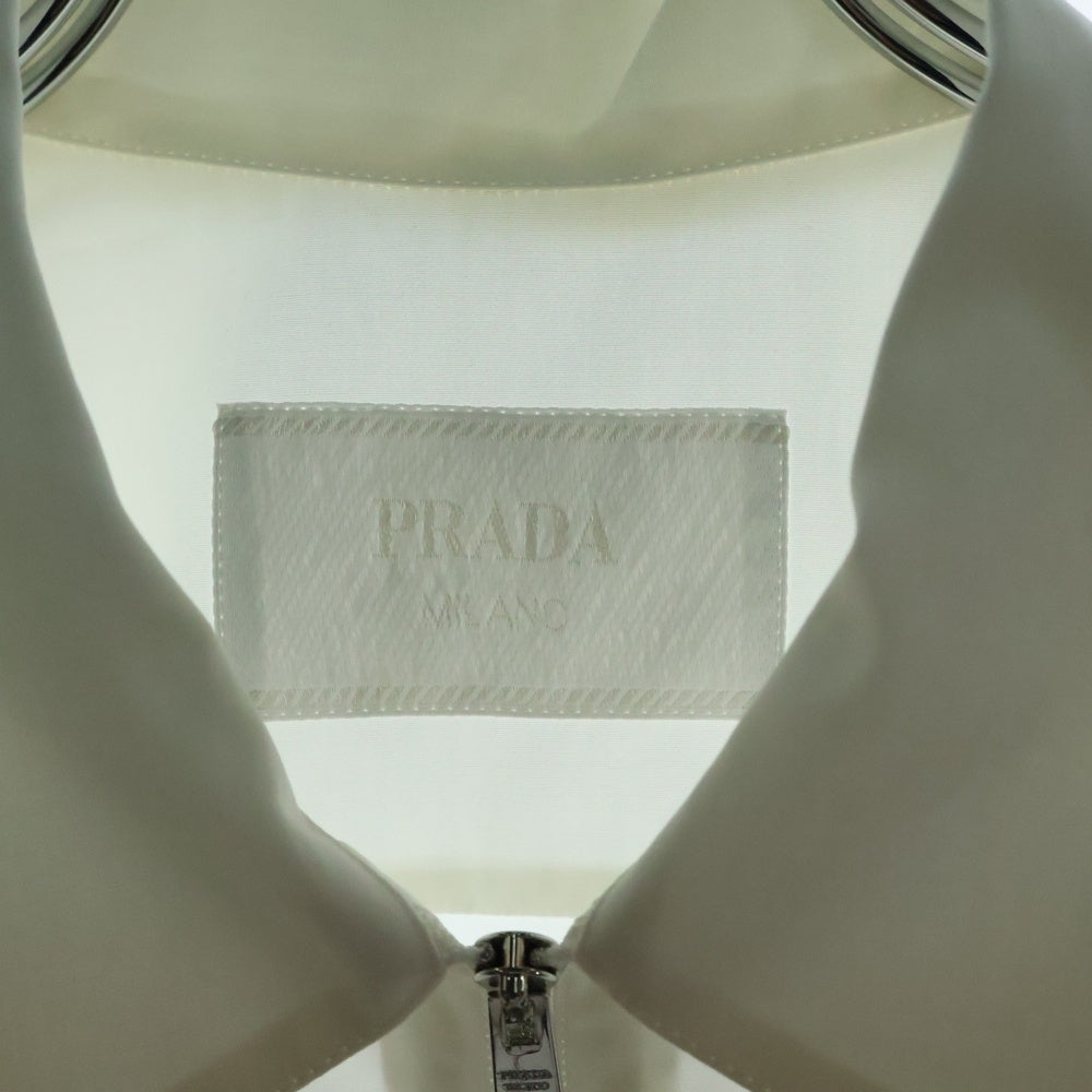 PRADA(プラダ) フロントロゴパッチ付きシャツ ジップアップシャツ SC540 S211 1XV2 ホワイト