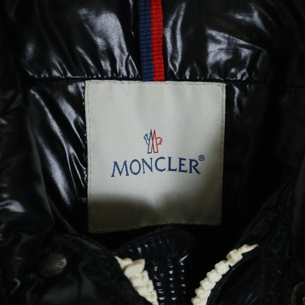 MONCLER(モンクレール) BERRIAT ナイロンジップダウンジャケット ブラック