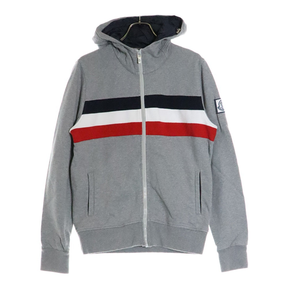 MONCLER GAMME BLEU(モンクレール・ガム・ブルー) MAGLIA CARDIGAN 213918401100 トリコロール切り替えジップアップパーカー グレー