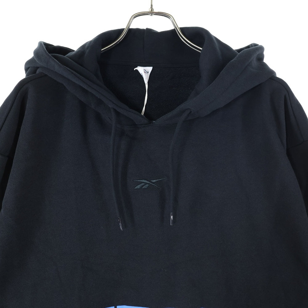 Reebok(リーボック) フロントプリントプルオーバーパーカー GV3454 ブラック