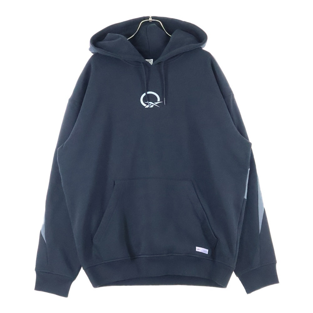 Reebok(リーボック) フロントプリントプルオーバーパーカー HS1276 ブラック