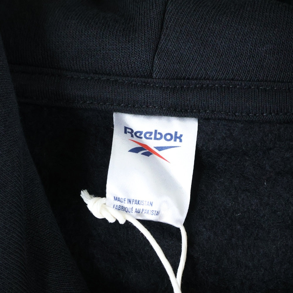 Reebok(リーボック) フロント刺繍プルオーバーパーカー HK4458 ブラック