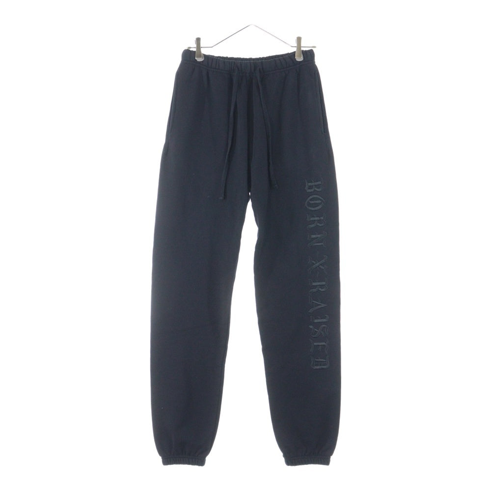 BORN X RAISED(ボーンアンドレイズド) 25SS Embroidered Script SWEATPANTS エンブロイダード 刺繍 BXR エンブロイダリー ロゴ イージー スウェットパンツ ブラック