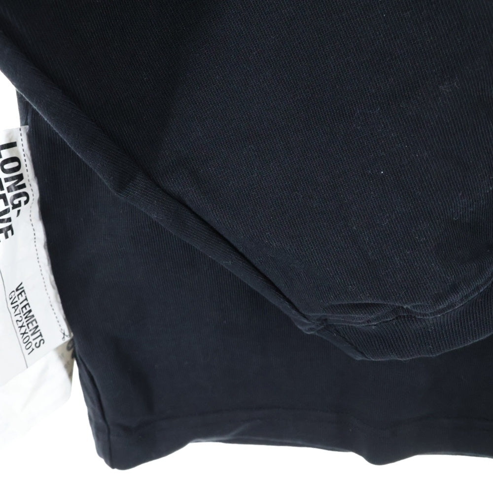 VETEMENTS(ヴェトモン) ロゴプリント クルーネック 長袖Tシャツ カットソー ブラック UE52TR280B