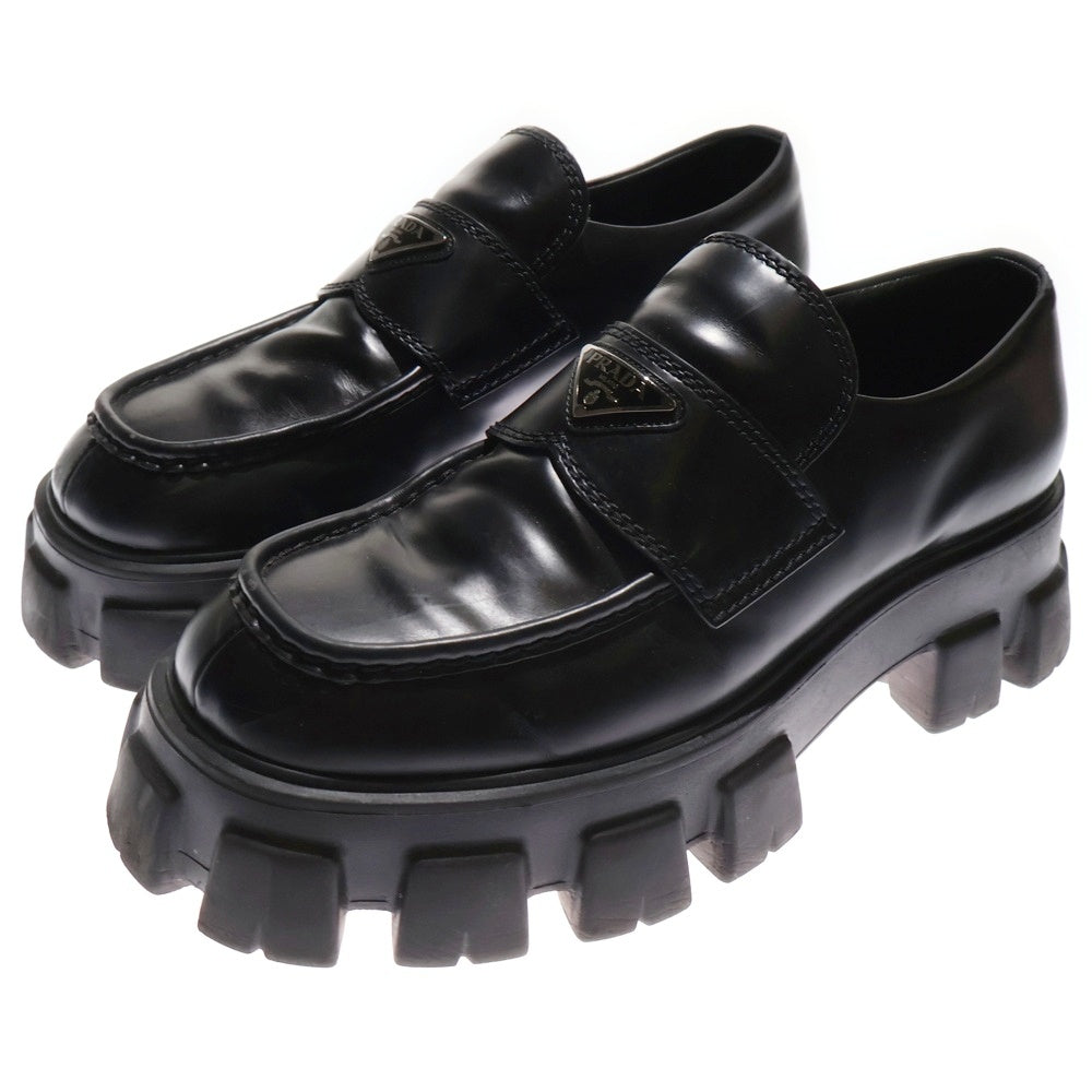 PRADA(プラダ) トライアングルロゴ モノリス ブラッシュドレザー ローファー 2DE129 ブラック