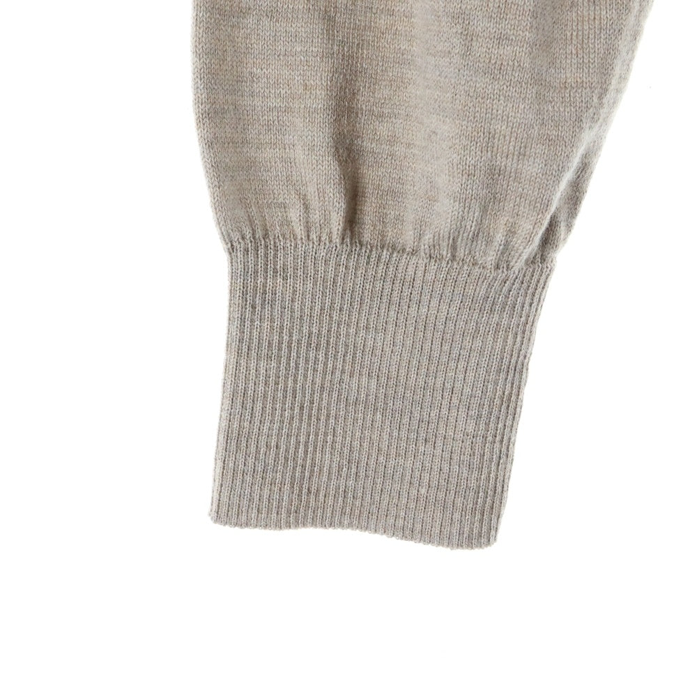 ami paris(アミパリス) ロゴ刺繍入り ウール セーター HKS111 KN0025 ベージュ