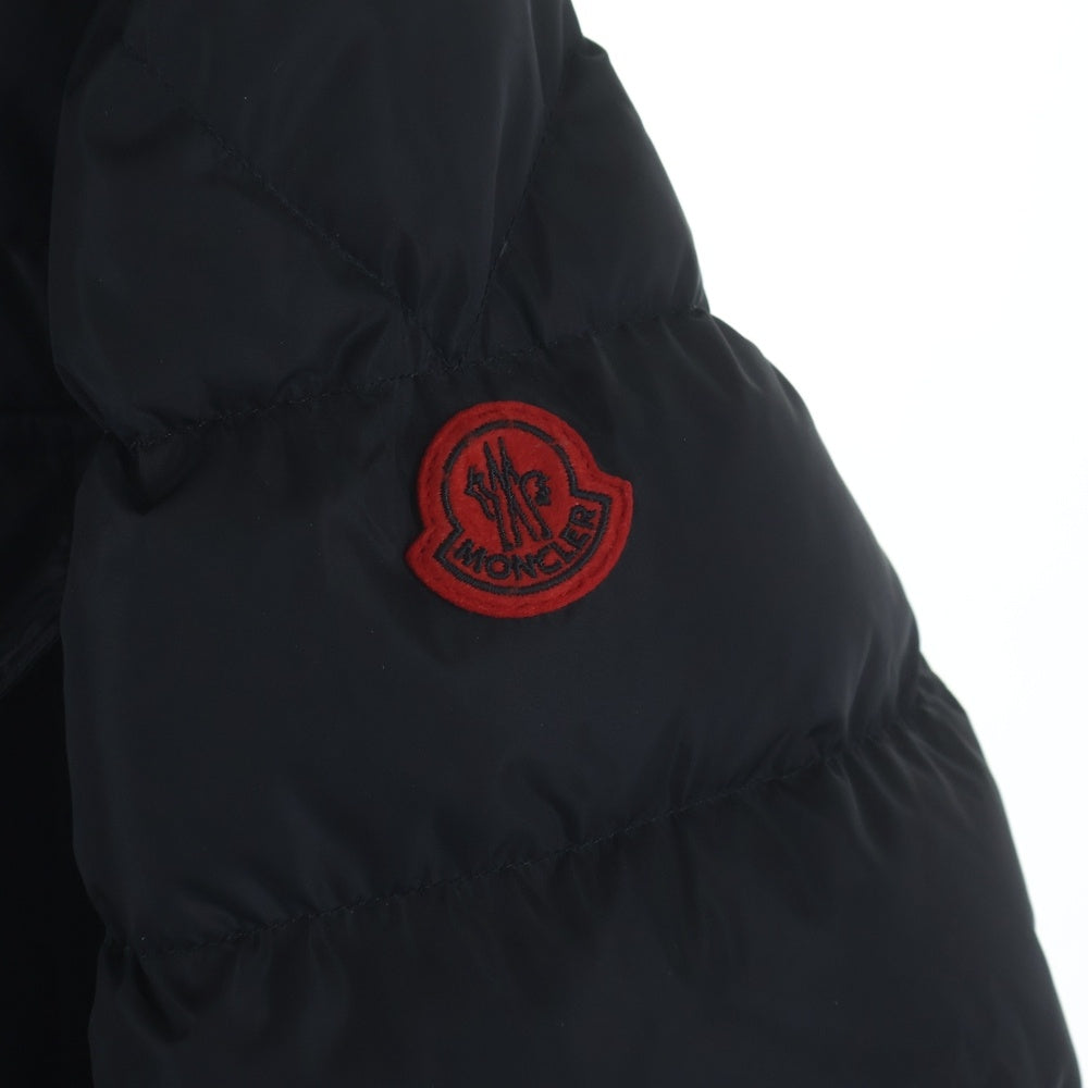 MONCLER(モンクレール) BORN TO PROTECT G10911B51E00 レッドワッペン ダウンジャケット ブラック