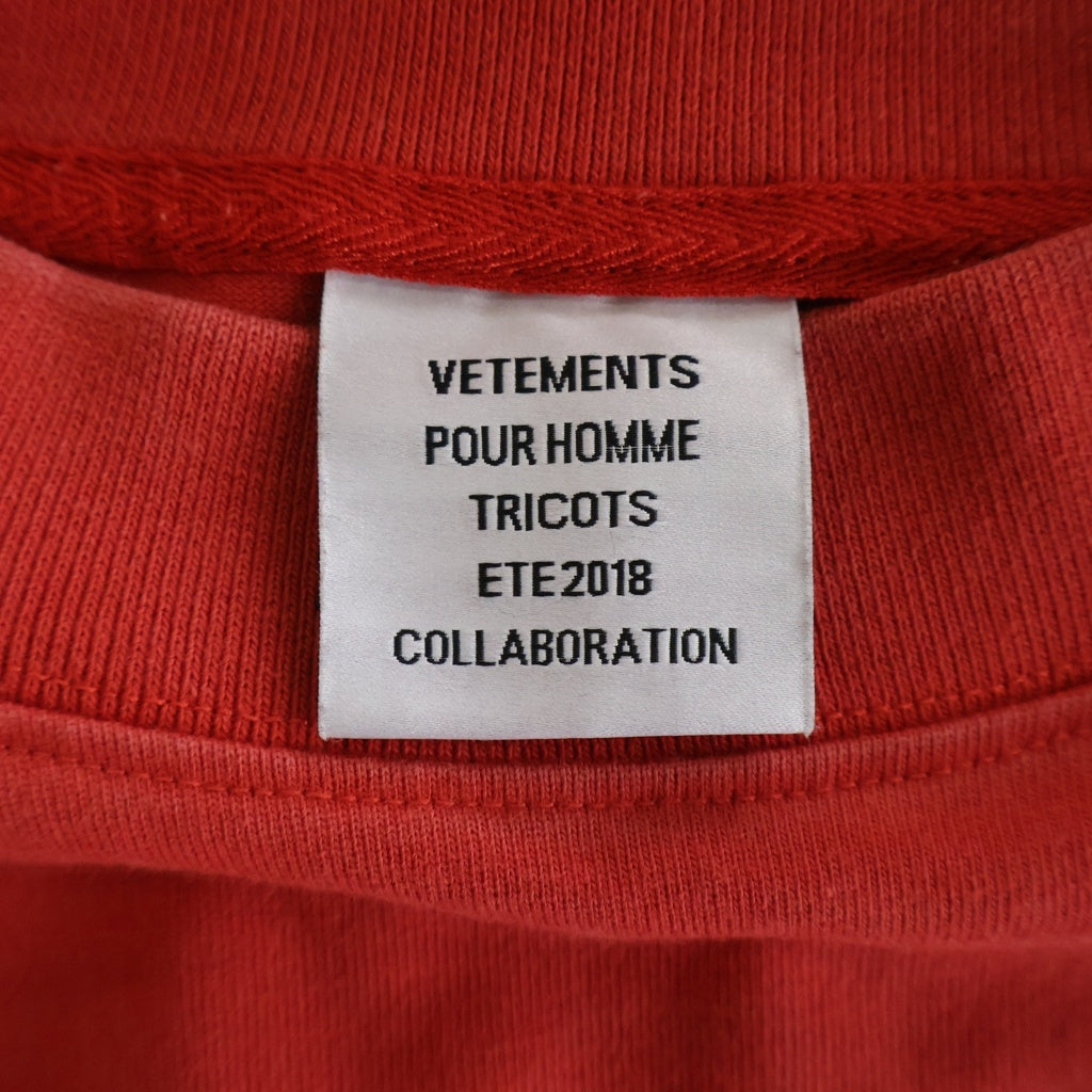 VETEMENTS(ヴェトモン) 18SS×TOMMY HILFIGER トミーヒルフィガー ロゴプリント 長袖Tシャツ MSS18TR45 レッド