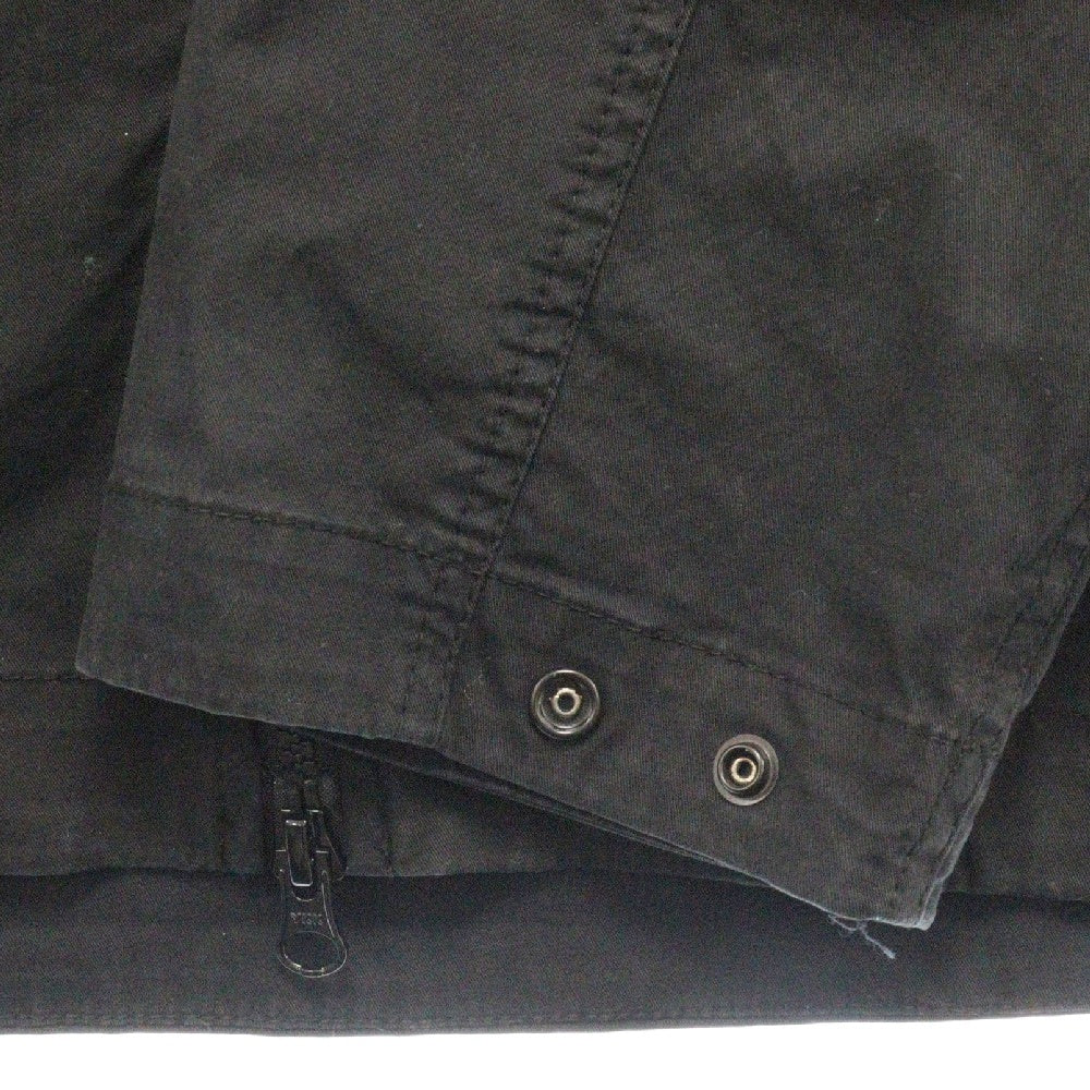 STONE ISLAND(ストーンアイランド) 24SS ポスター プリント コットン ツイルストレッチ オーバー ジップアップ ロゴ刺繍 長袖シャツ 801512196 ブラック