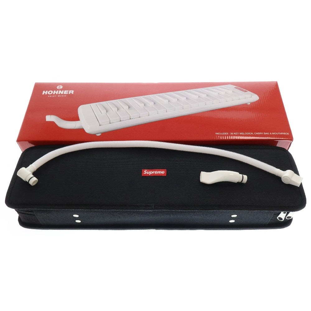 SUPREME(シュプリーム) 18AW ×HOHNER MELODICA ホーナー メロディカ 鍵盤ハーモニカ 楽器 ホワイト