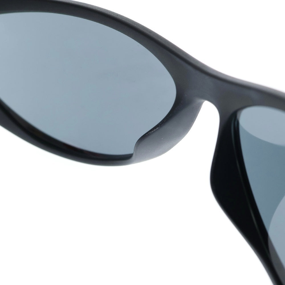 DIESEL(ディーゼル) Cat-eye style sunglassesキャットアイ スタイル サングラス 0DL3004U ブラック