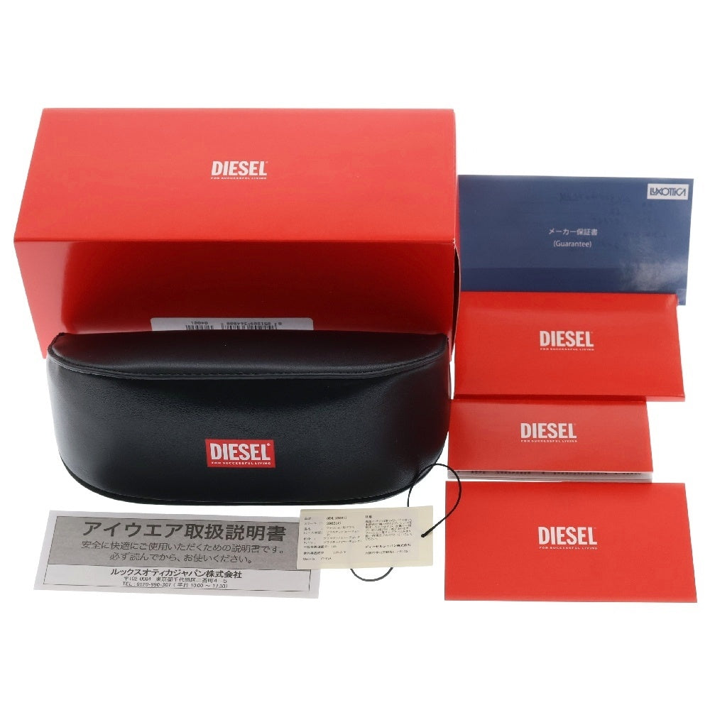 DIESEL(ディーゼル) Cat-eye style sunglassesキャットアイ スタイル サングラス 0DL3004U ブラック