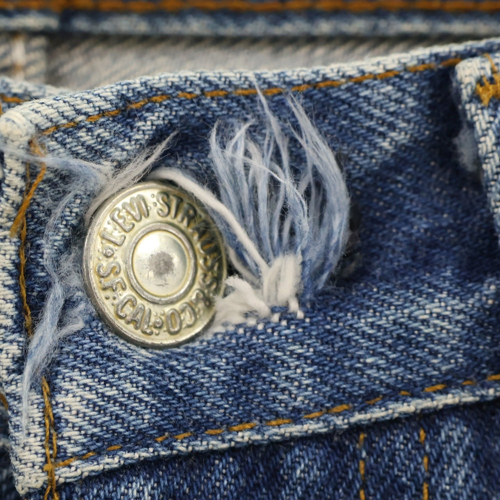 Levi's(リーバイス) 80s VINTAGE 501 スモールe 赤耳 ボタン裏刻印524 ボタンフライデニムパンツ インディゴ