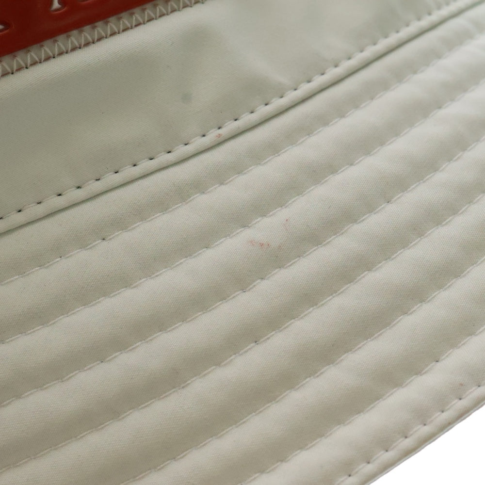 PRADA SPORT(プラダ スポーツ) ロゴ ナイロンバケットハット ホワイト